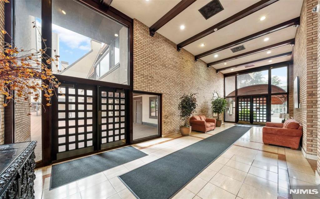 300 Gorge Road 57