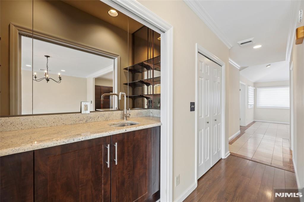 300 Gorge Road 57