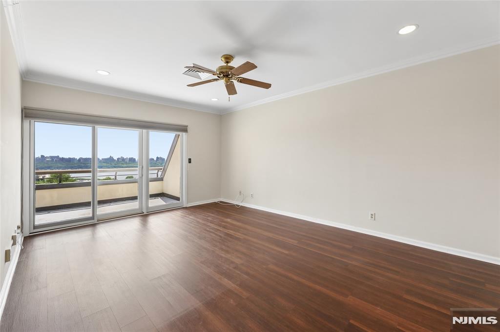300 Gorge Road 57