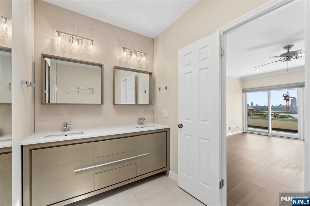 300 Gorge Road 57