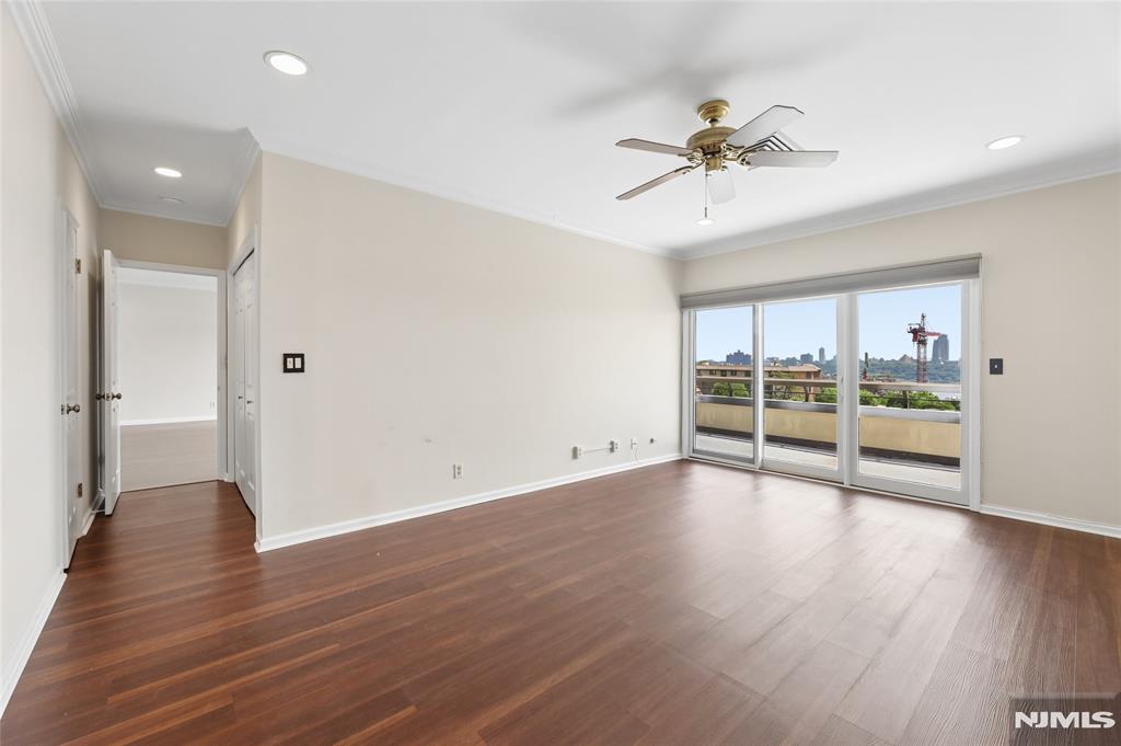 300 Gorge Road 57
