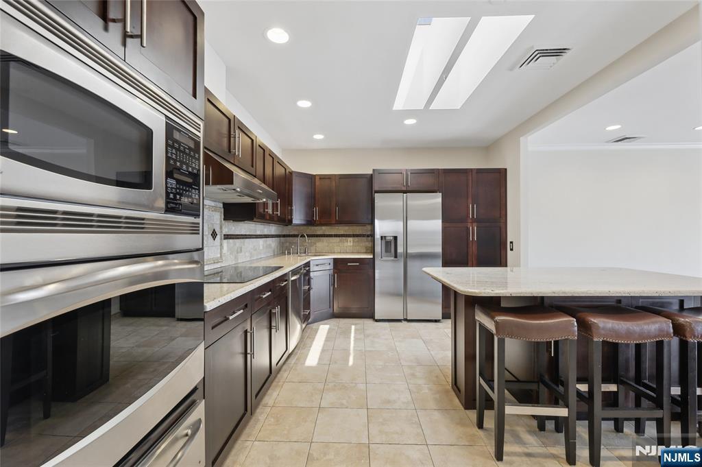 300 Gorge Road 57