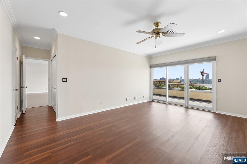 300 Gorge Road 57