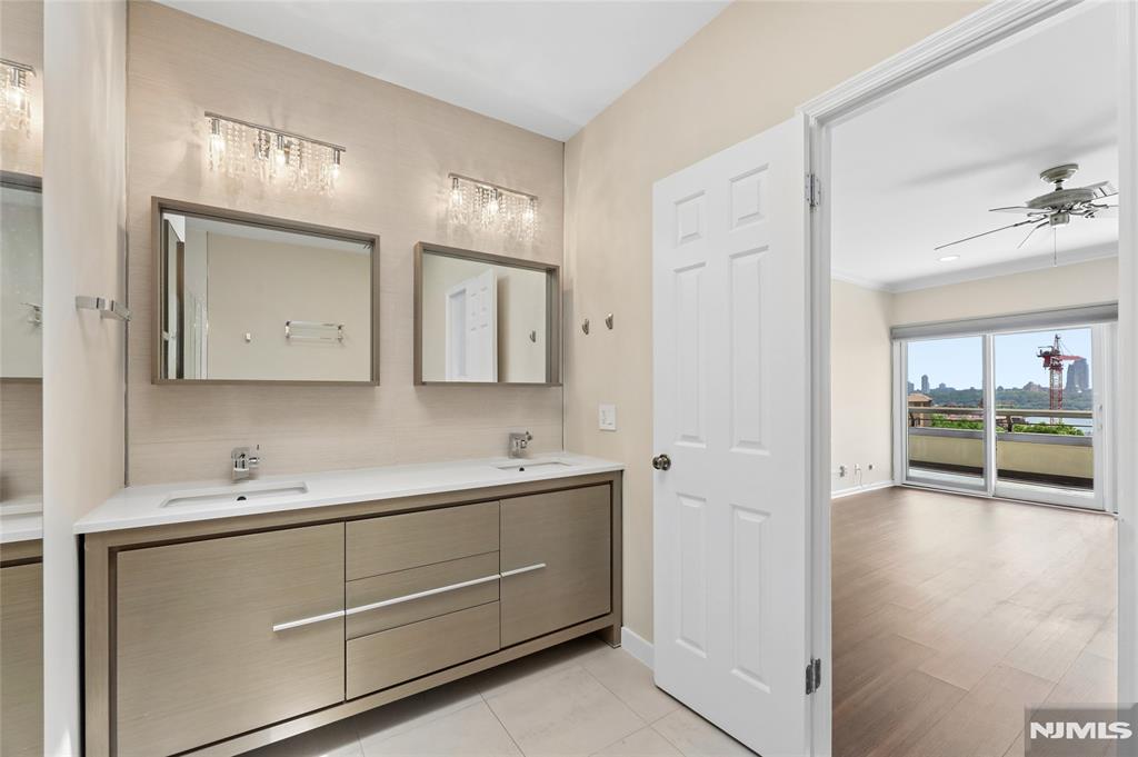 300 Gorge Road 57