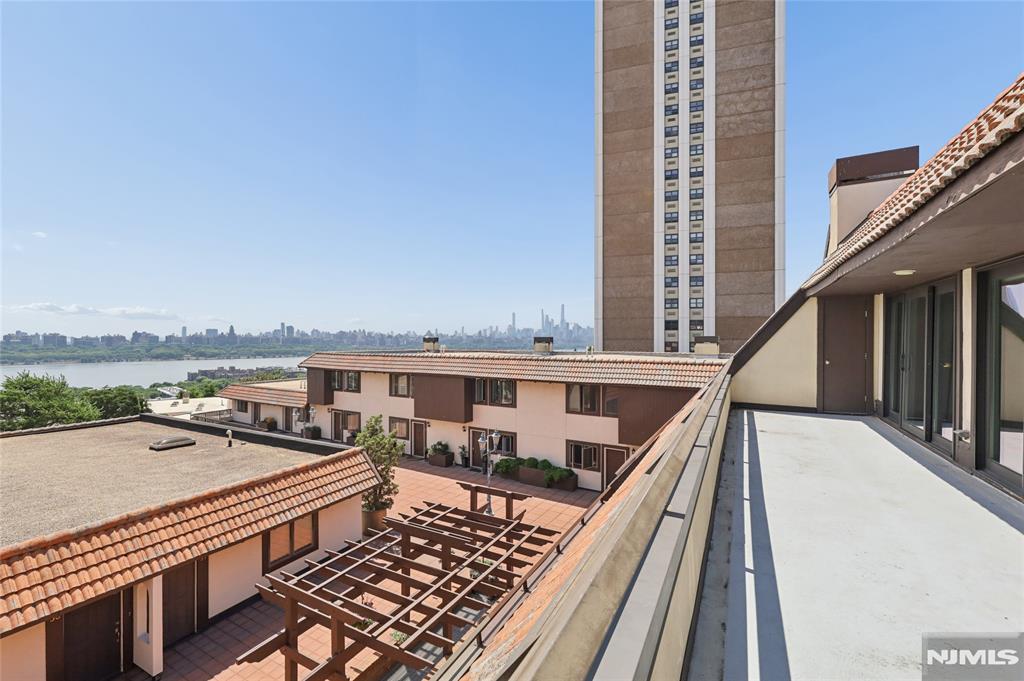 300 Gorge Road 57