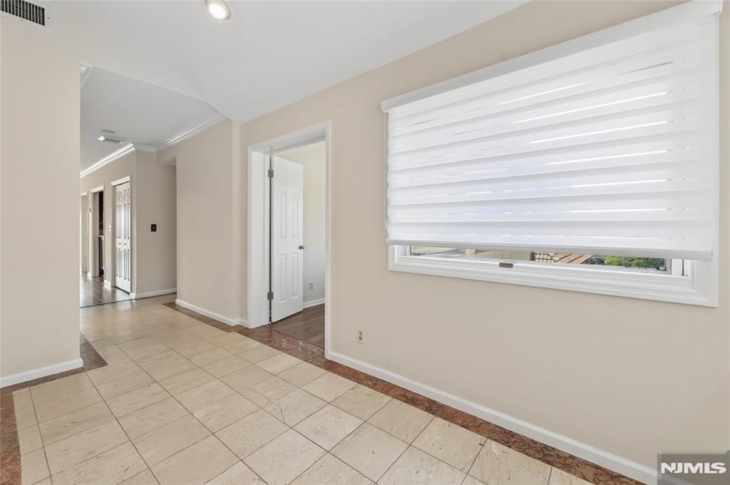 300 Gorge Road 57
