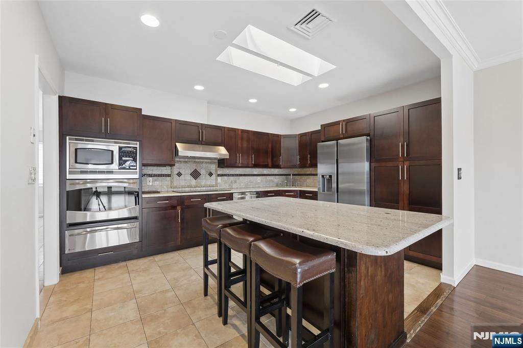 300 Gorge Road 57