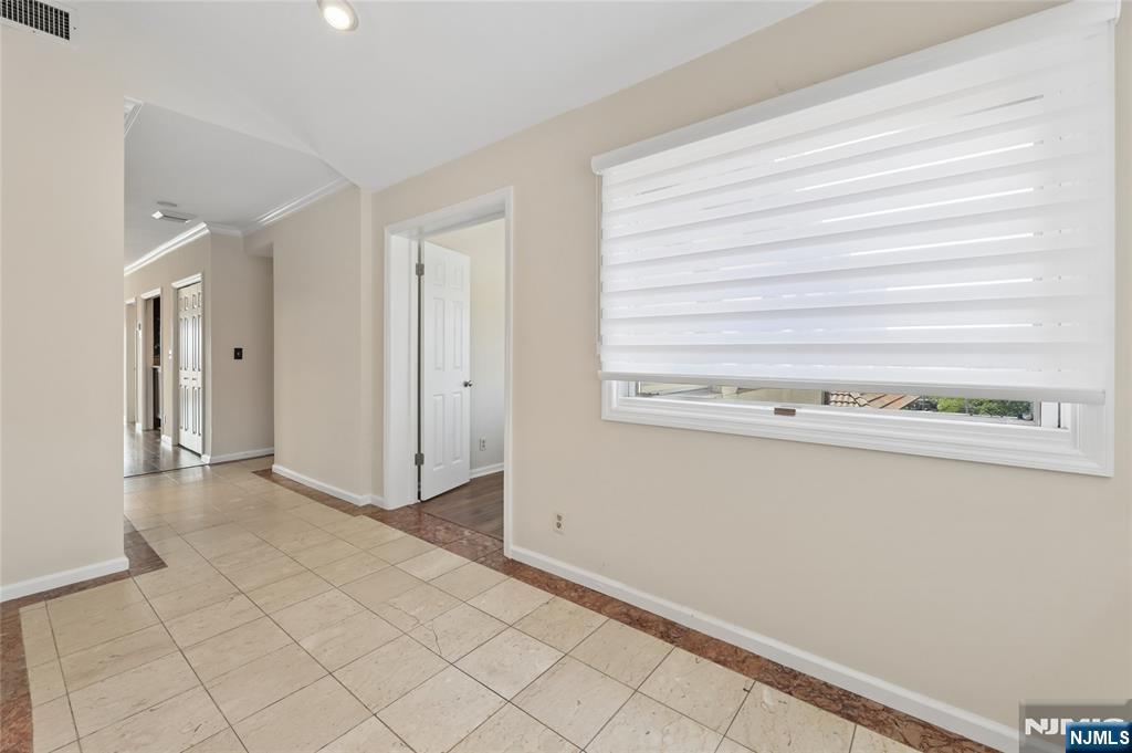 300 Gorge Road 57