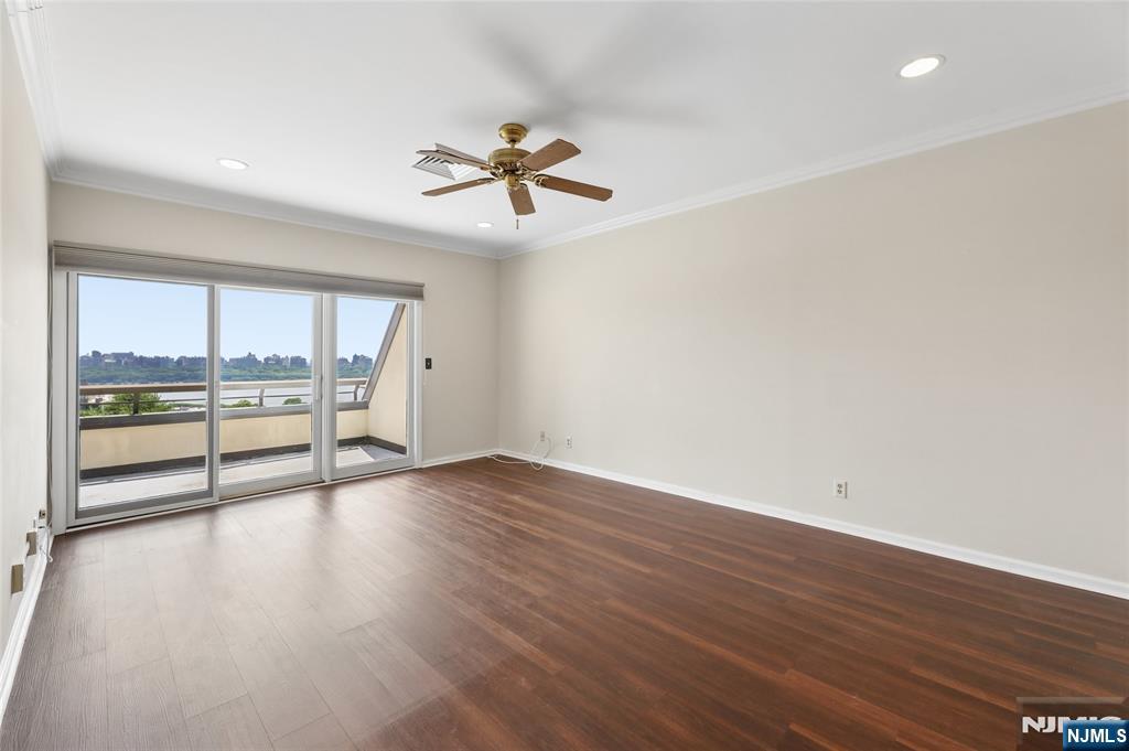 300 Gorge Road 57