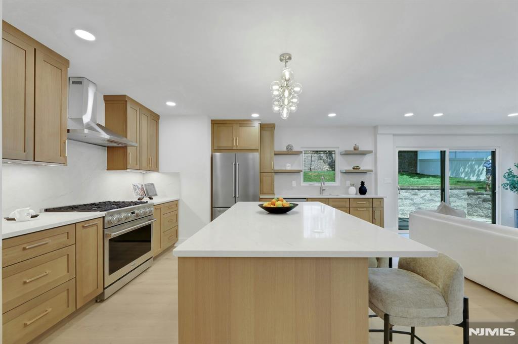 279 Jefferson Avenue