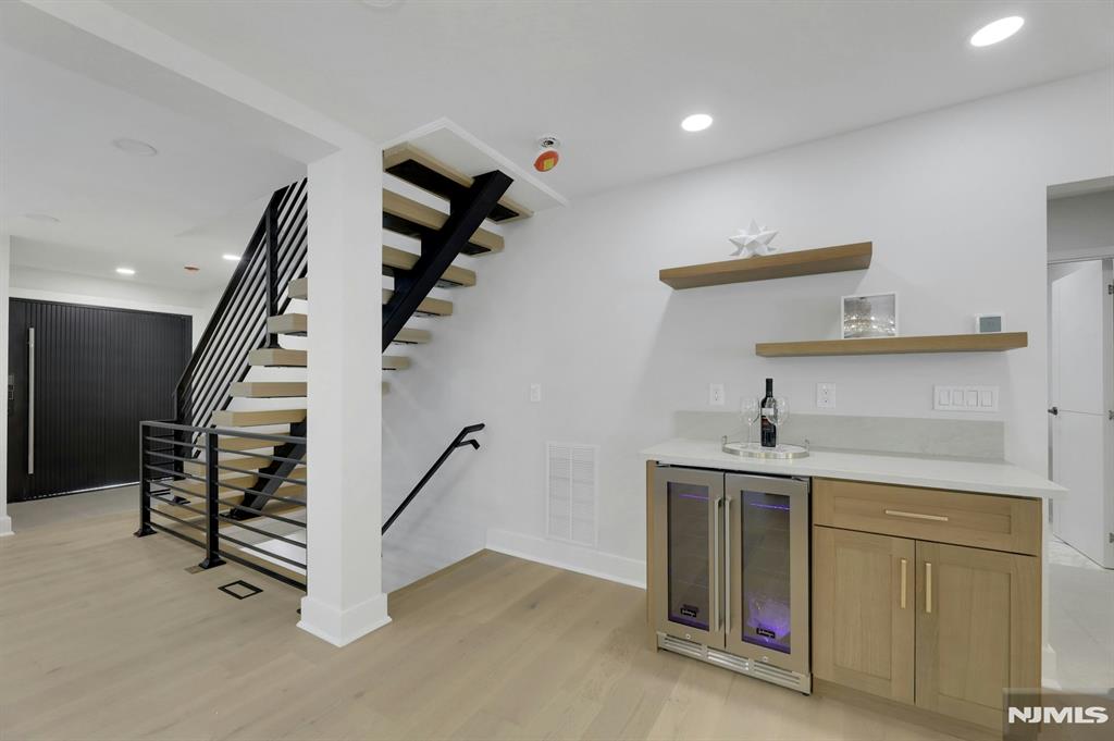 279 Jefferson Avenue