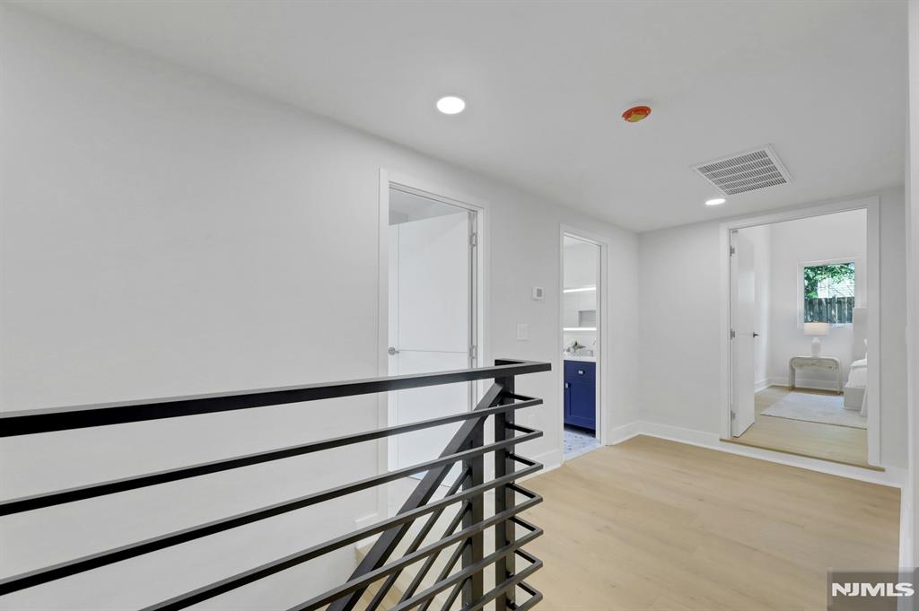 279 Jefferson Avenue