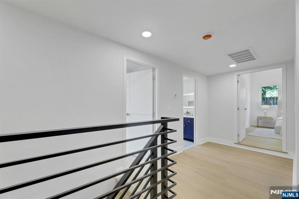 279 Jefferson Avenue