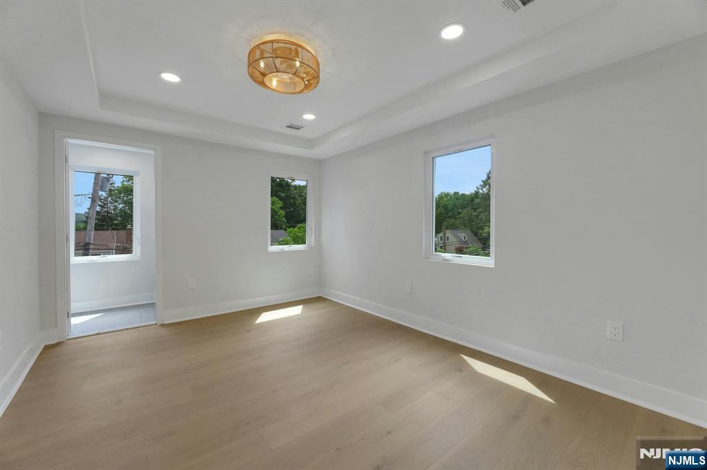 279 Jefferson Avenue