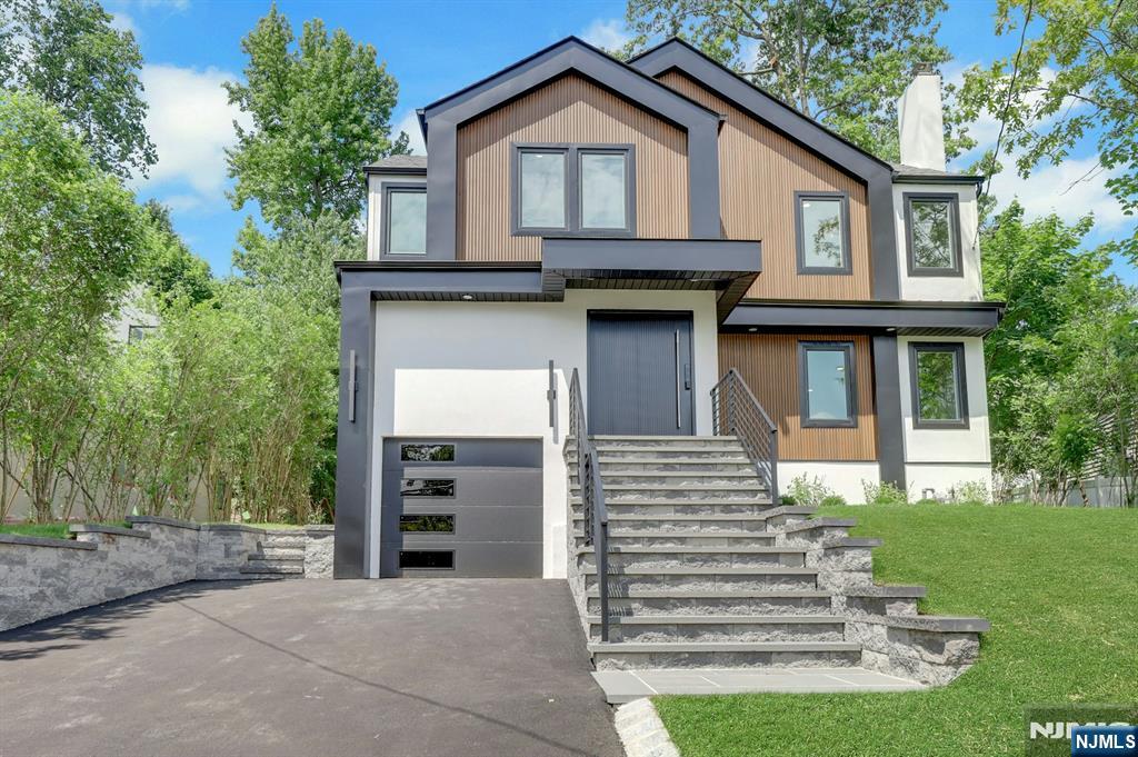 279 Jefferson Avenue