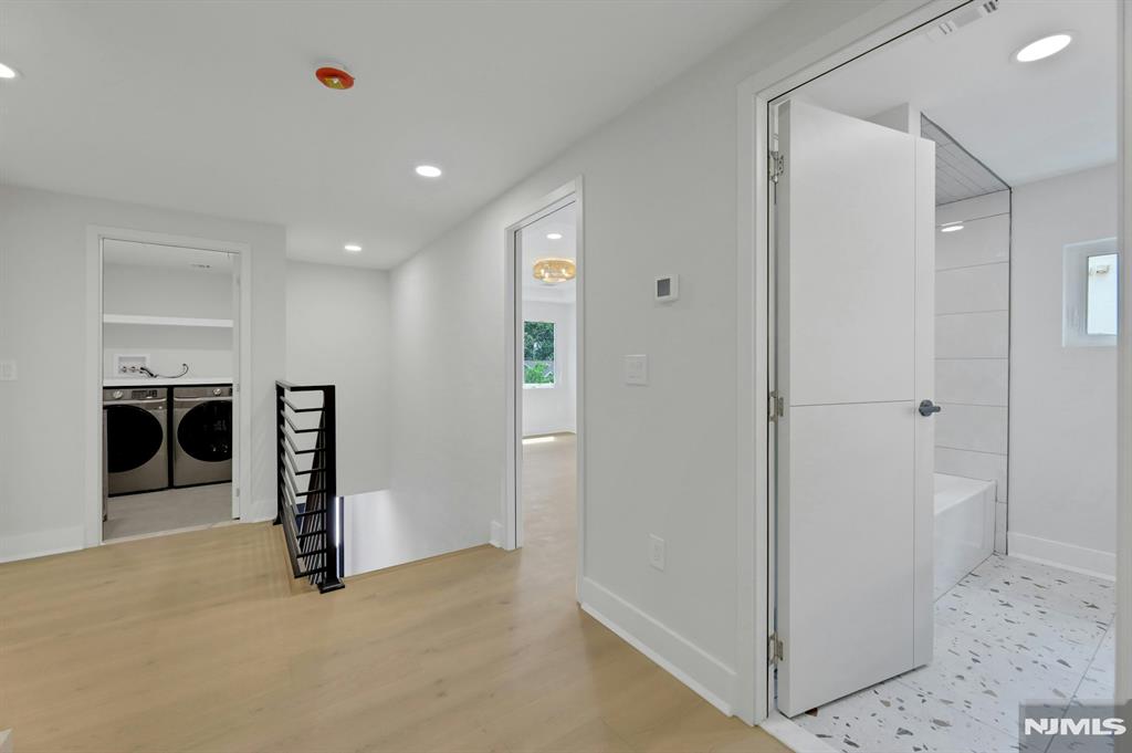 279 Jefferson Avenue
