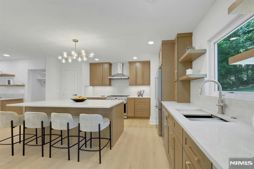 279 Jefferson Avenue