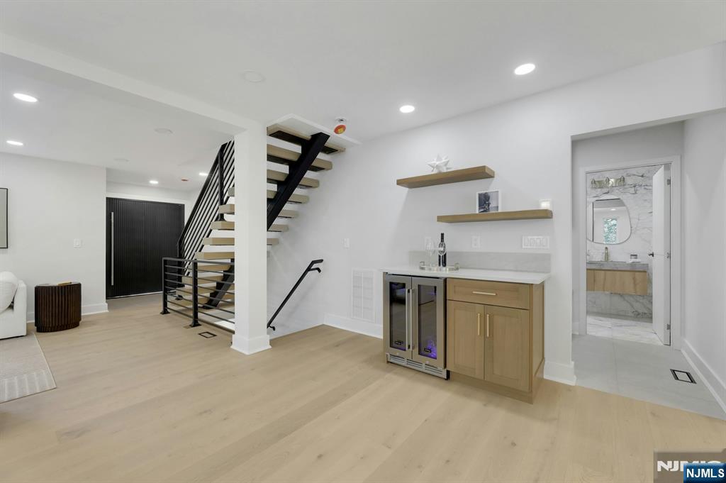 279 Jefferson Avenue