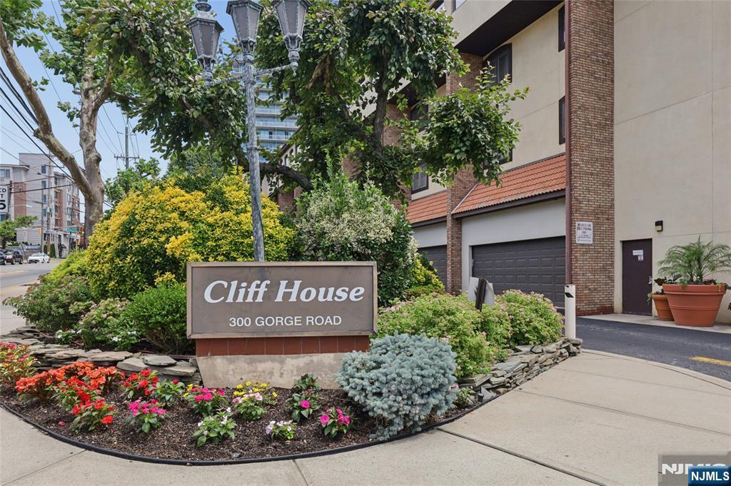 300 Gorge Road 57