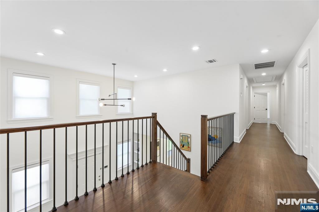 337 Franklin Street