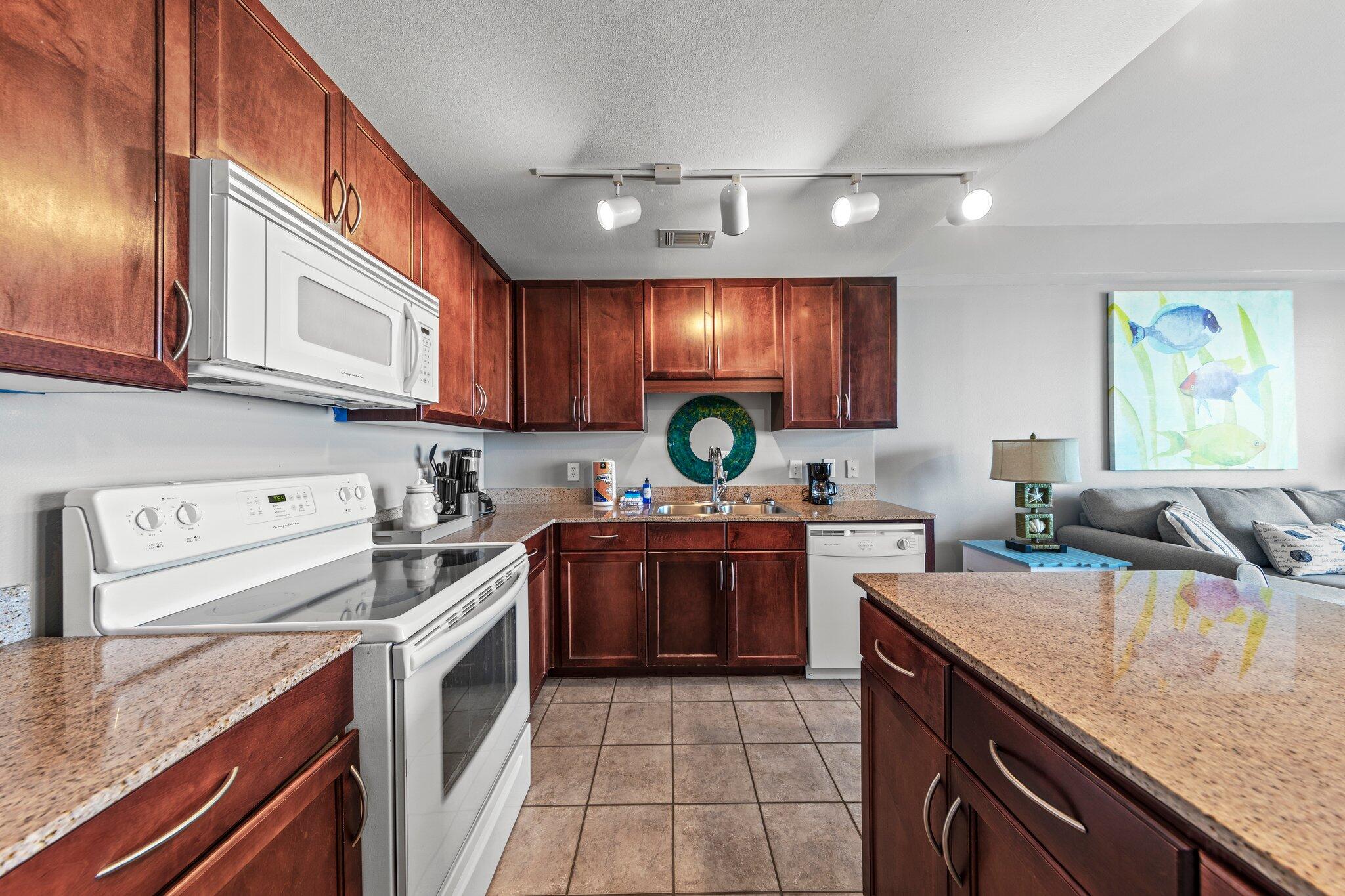 9860 S Thomas Drive, UNIT 1018