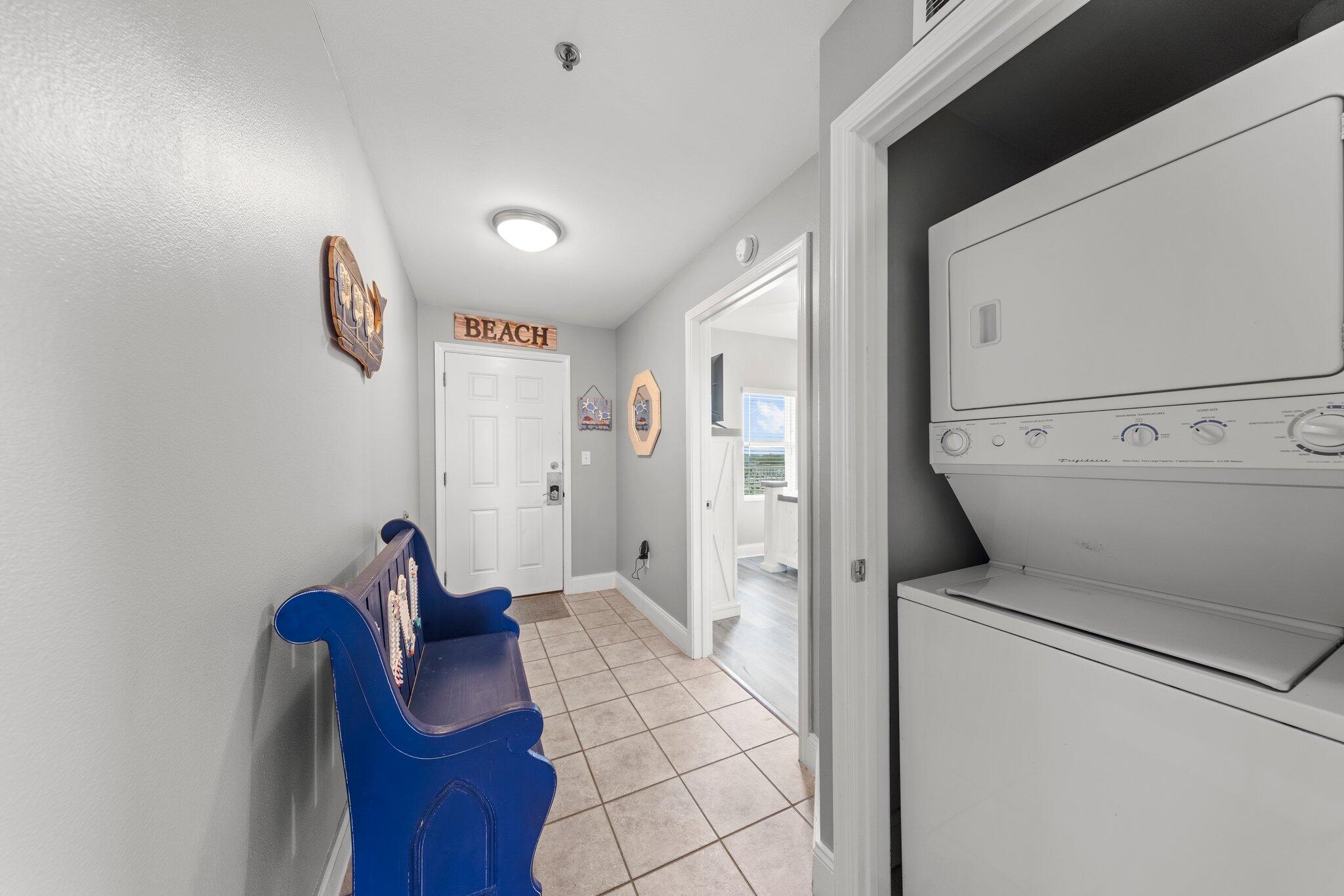 9860 S Thomas Drive, UNIT 1018