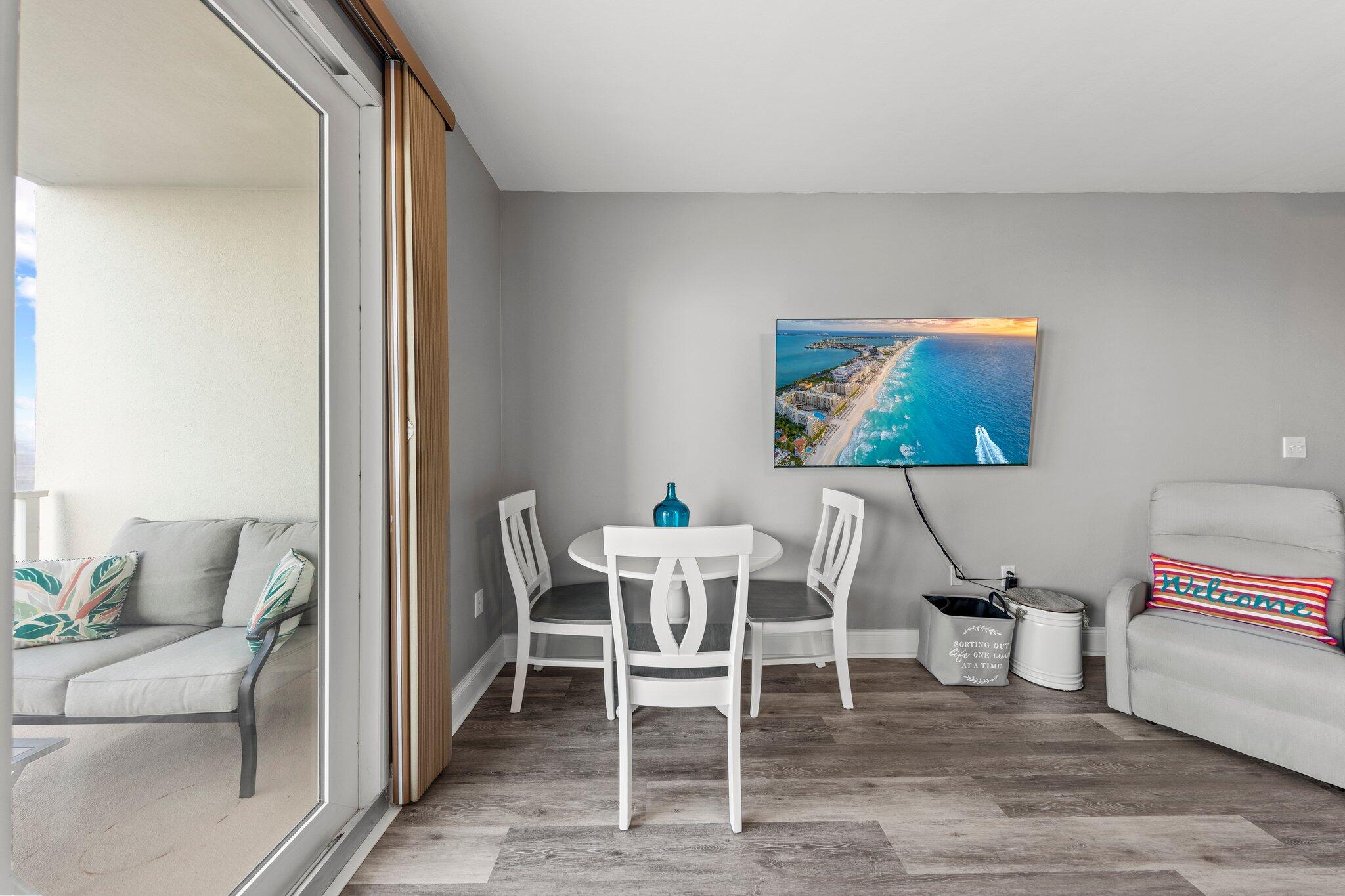 9860 S Thomas Drive, UNIT 1018