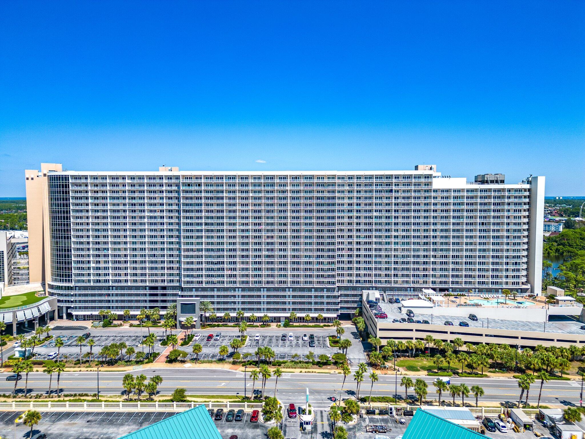 9860 S Thomas Drive, UNIT 1018