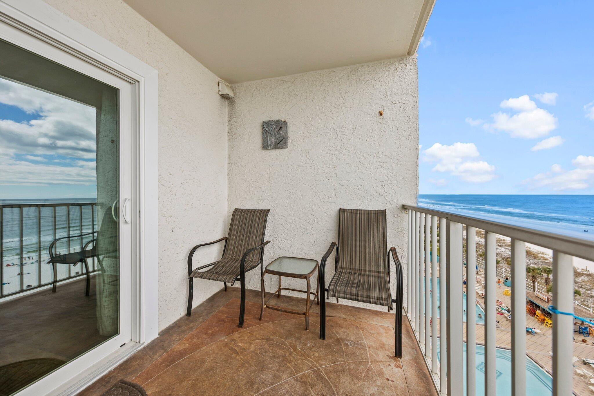 8743 Thomas Drive, 809
