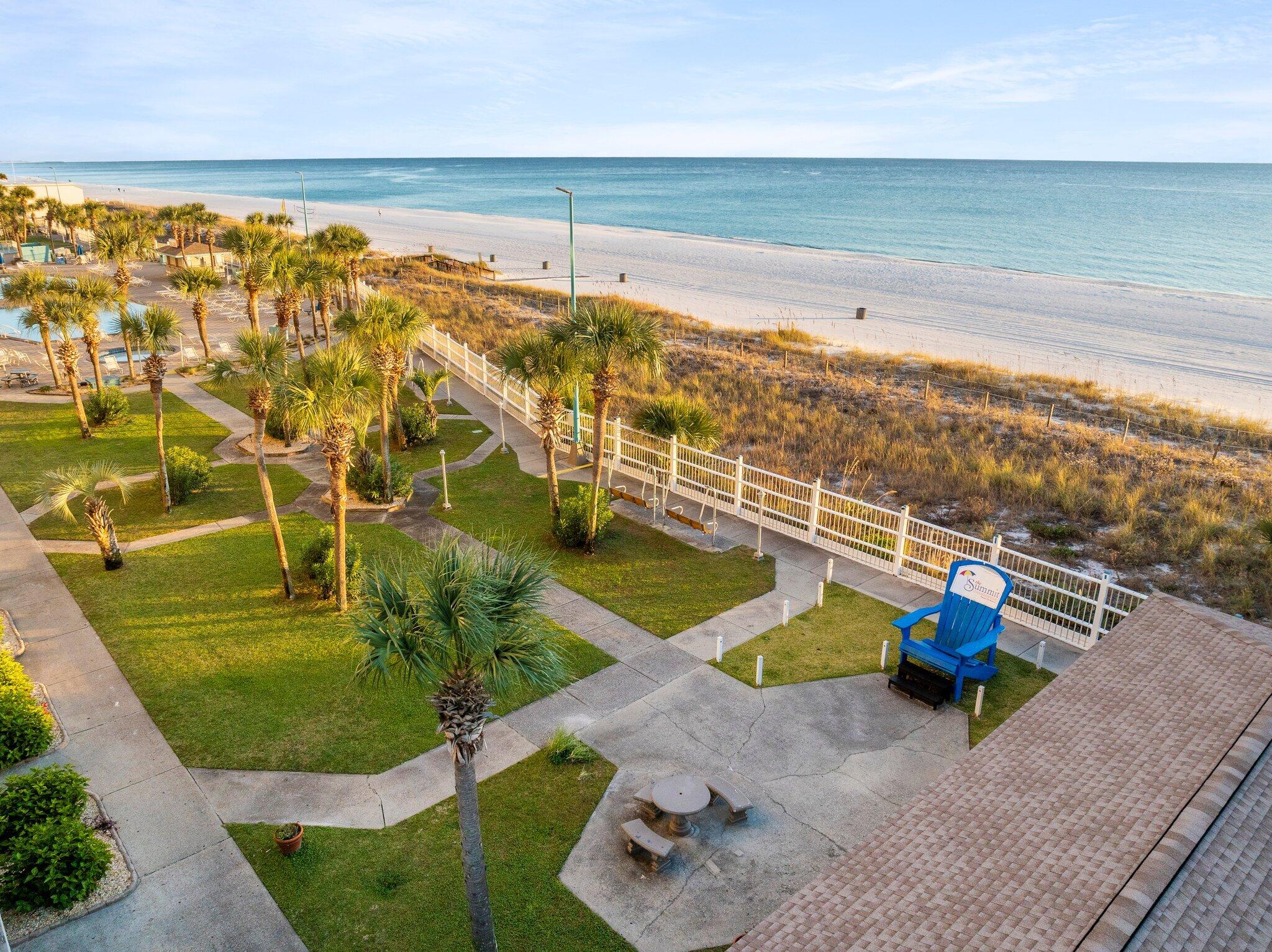 8743 Thomas Drive, 809