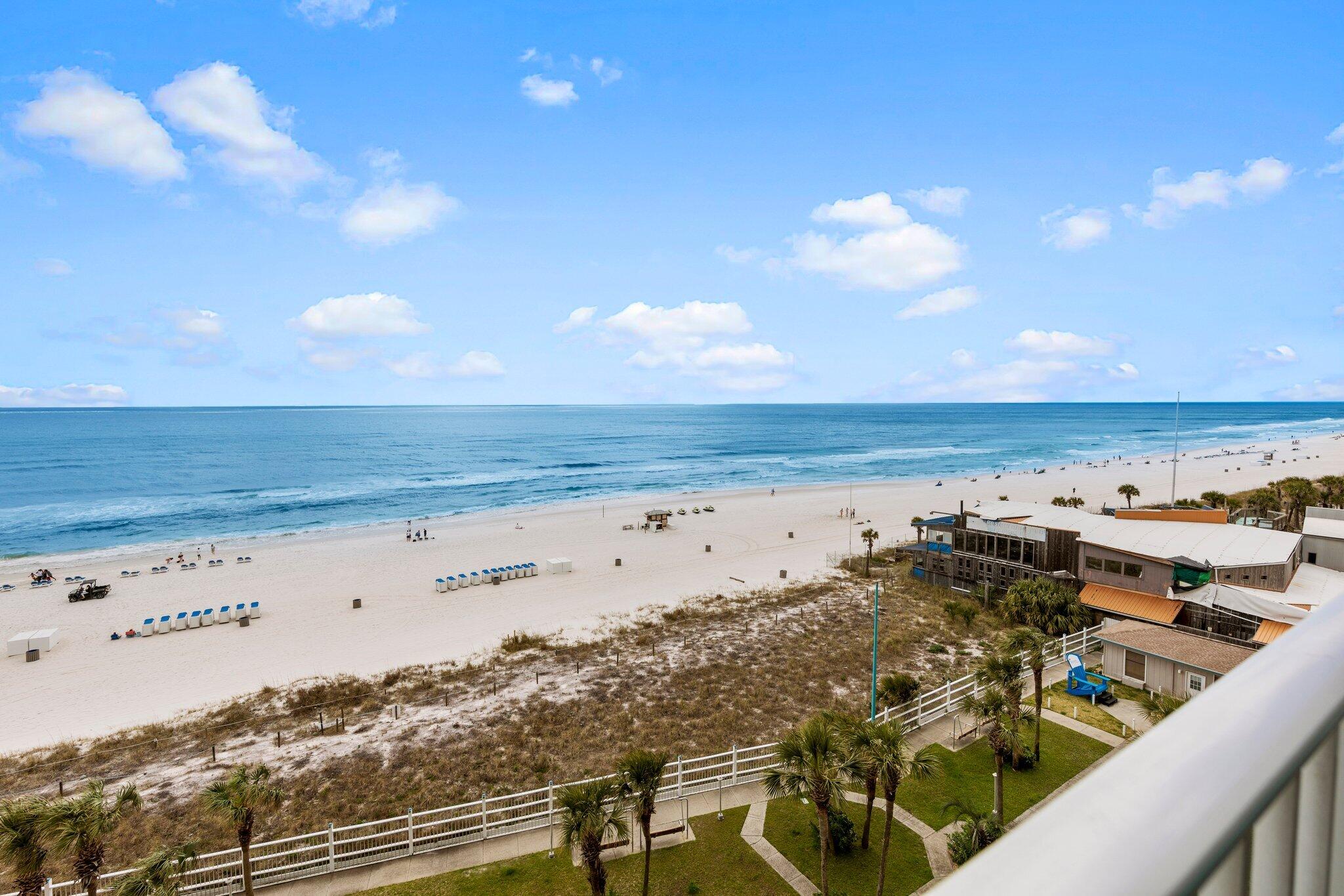 8743 Thomas Drive, 809