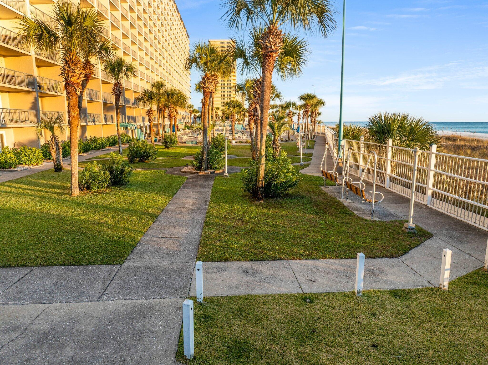 8743 Thomas Drive, 809
