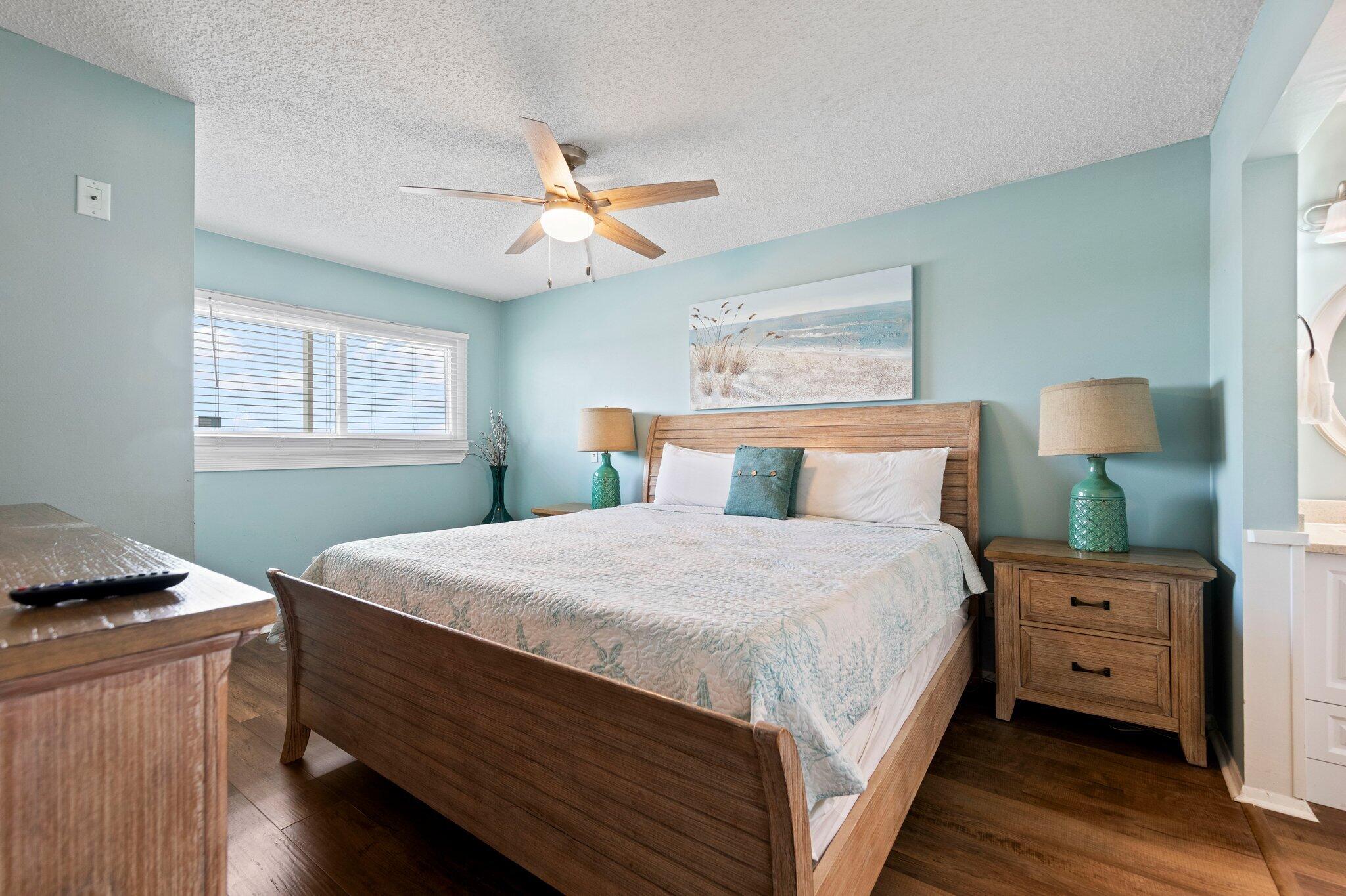 8743 Thomas Drive, 809