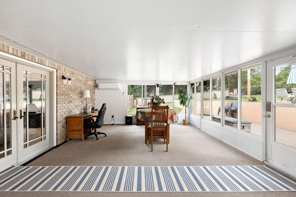 131 Wedgewood Lane