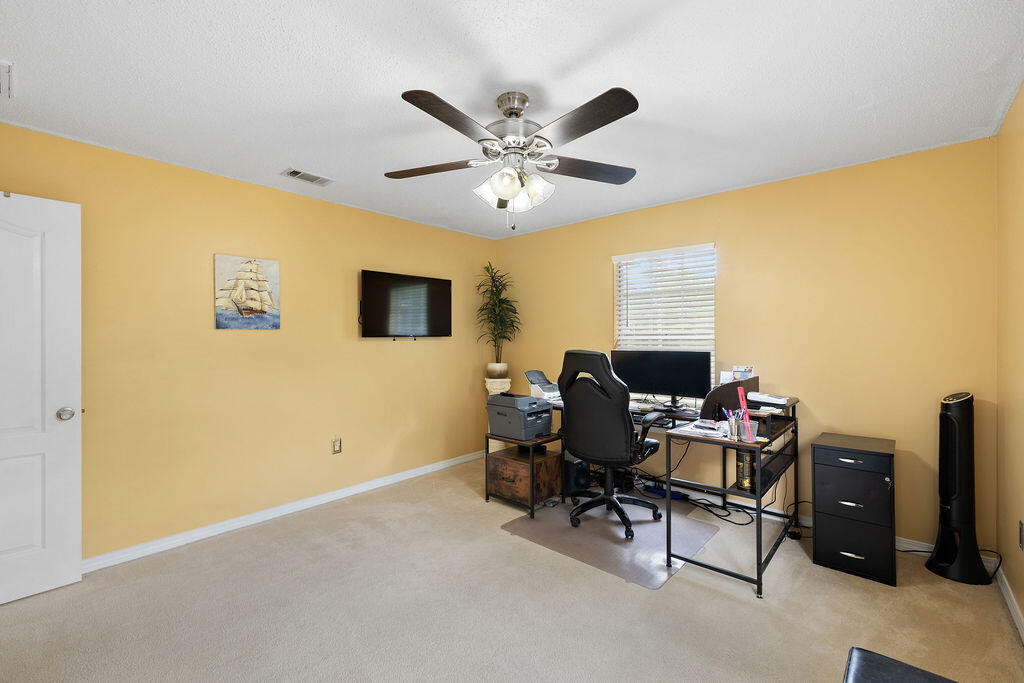 131 Wedgewood Lane