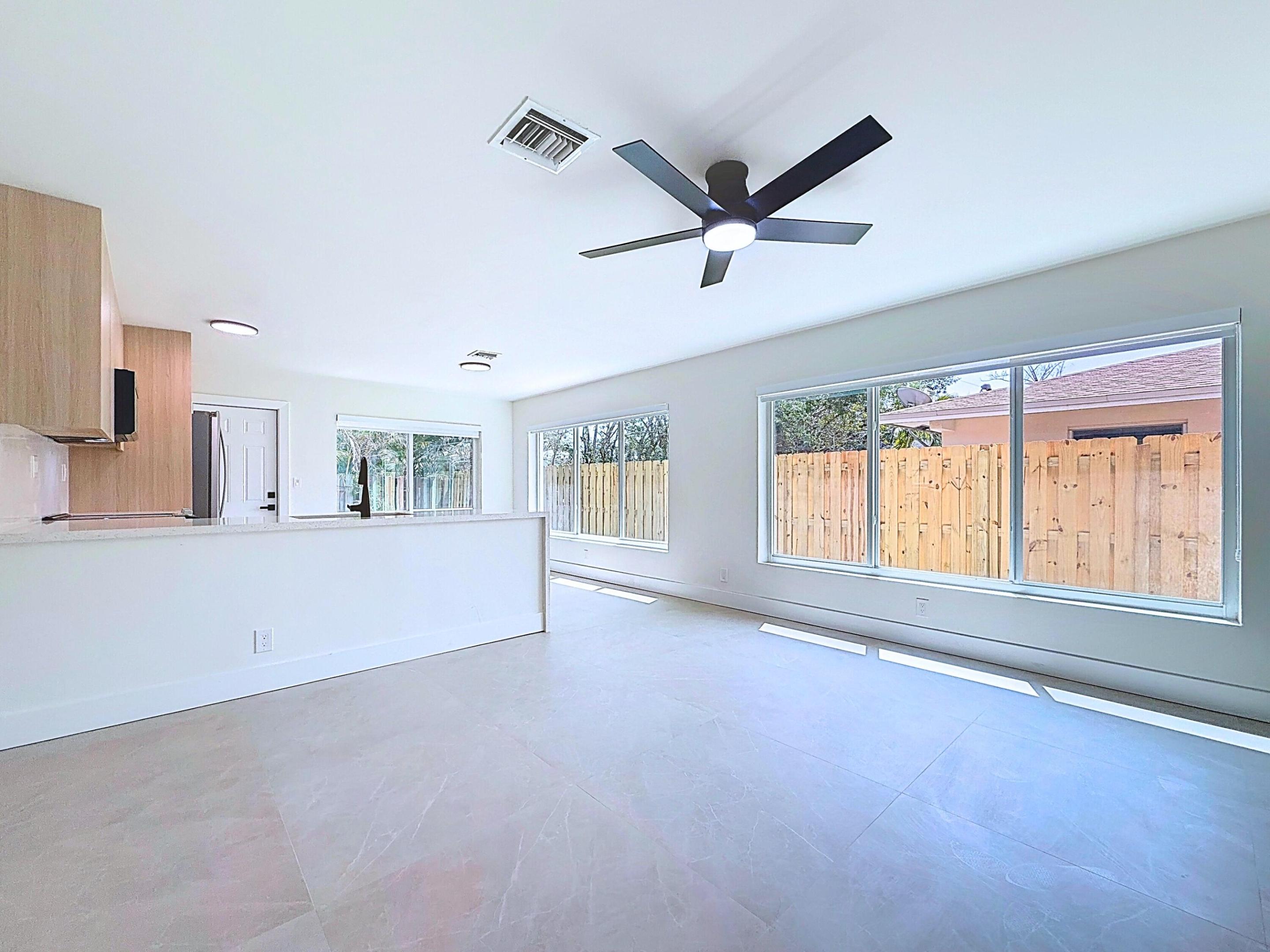 224 NE 23rd Avenue 3