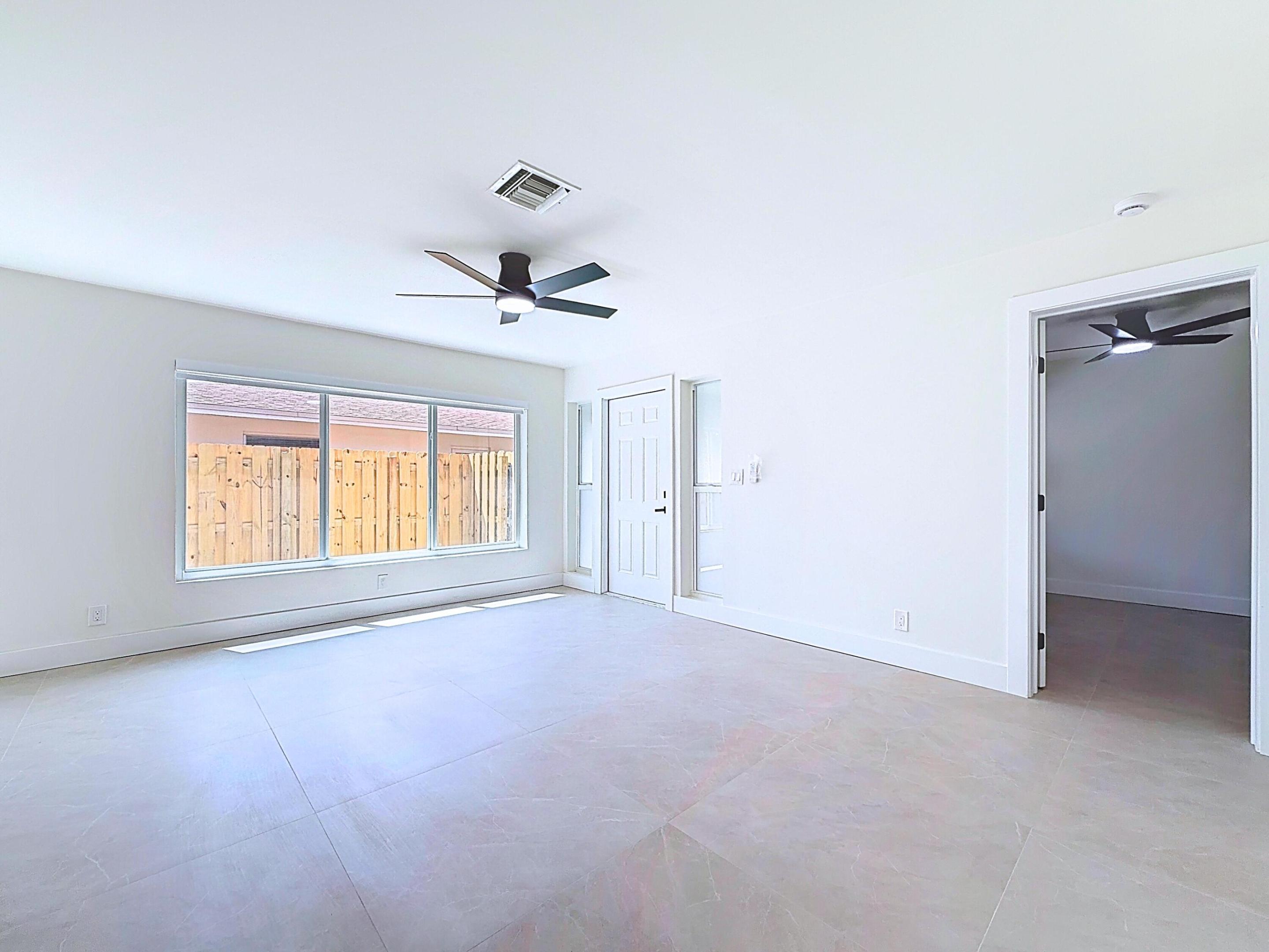 224 NE 23rd Avenue 3