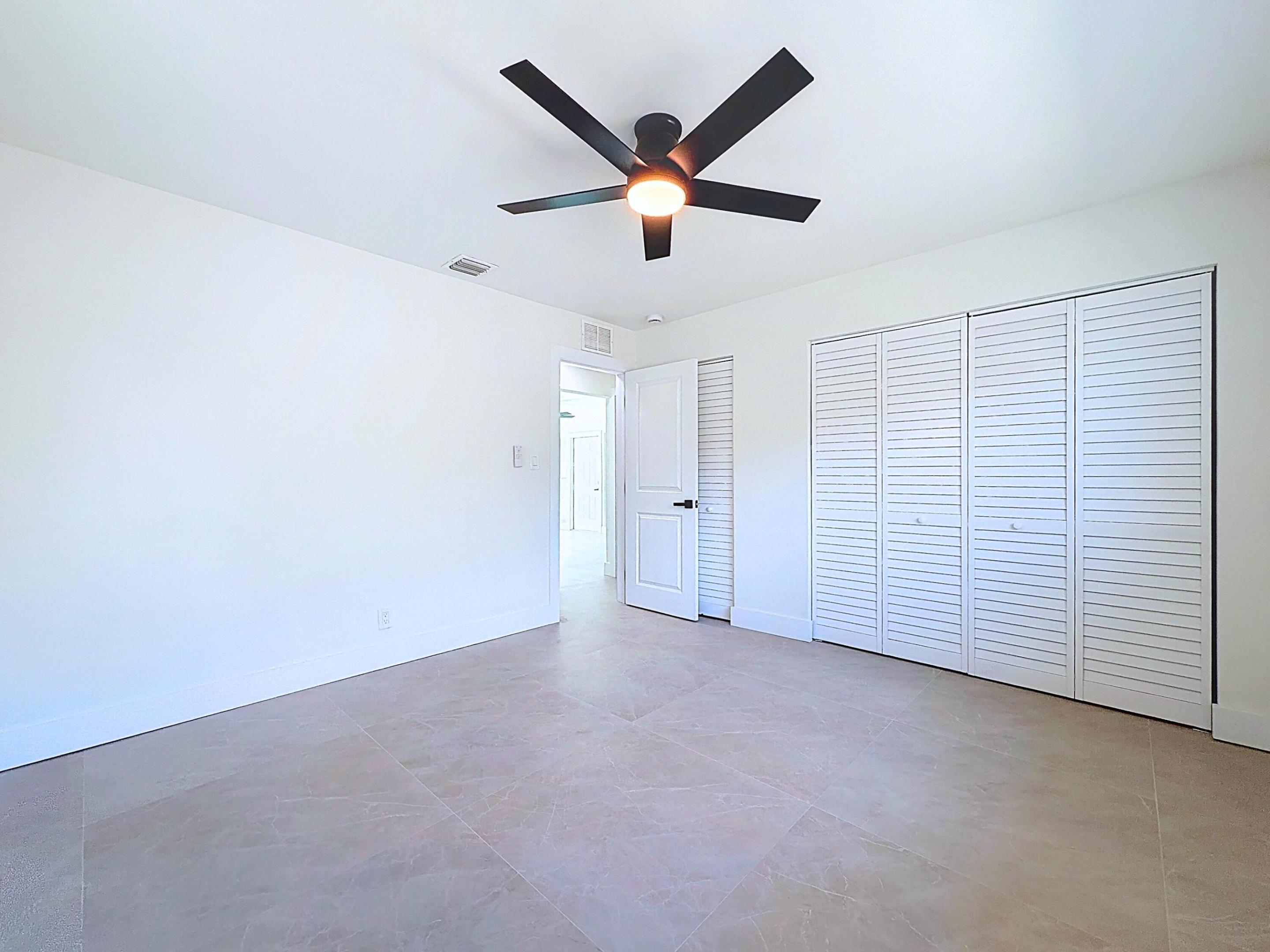 224 NE 23rd Avenue 3