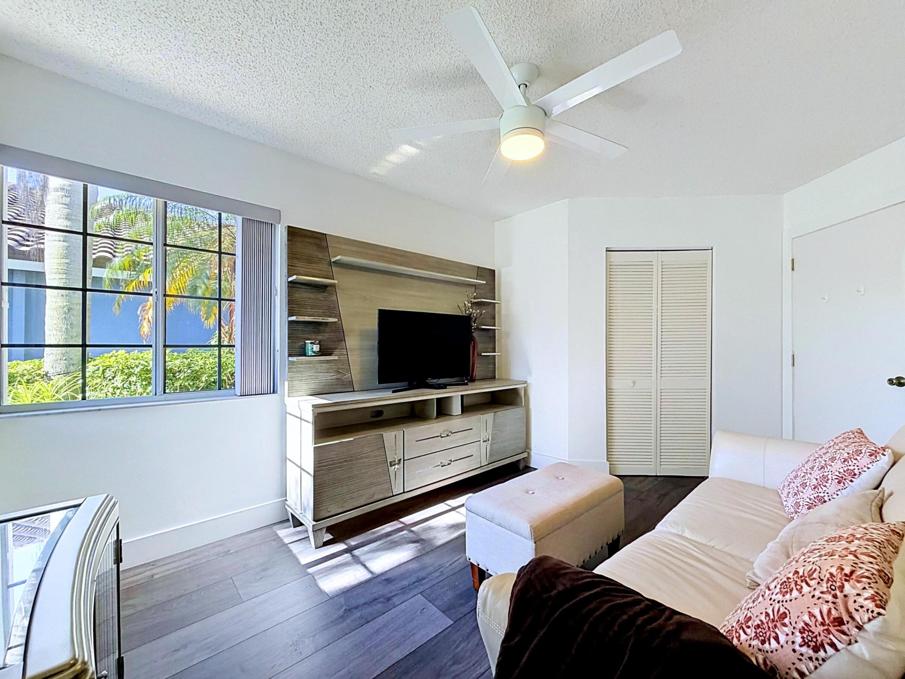 333 NW 45th Terrace