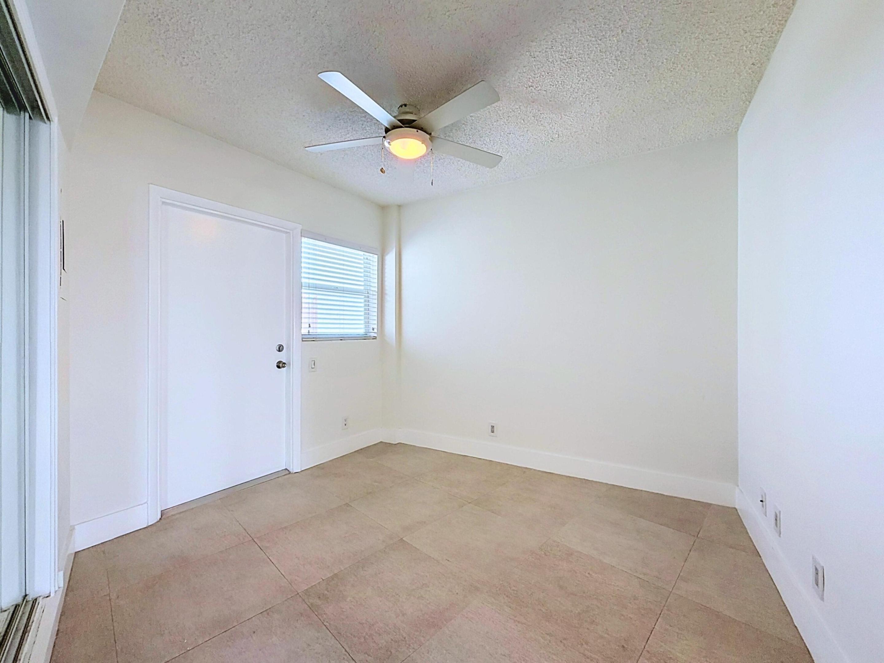 3250 NE 28th Street 809