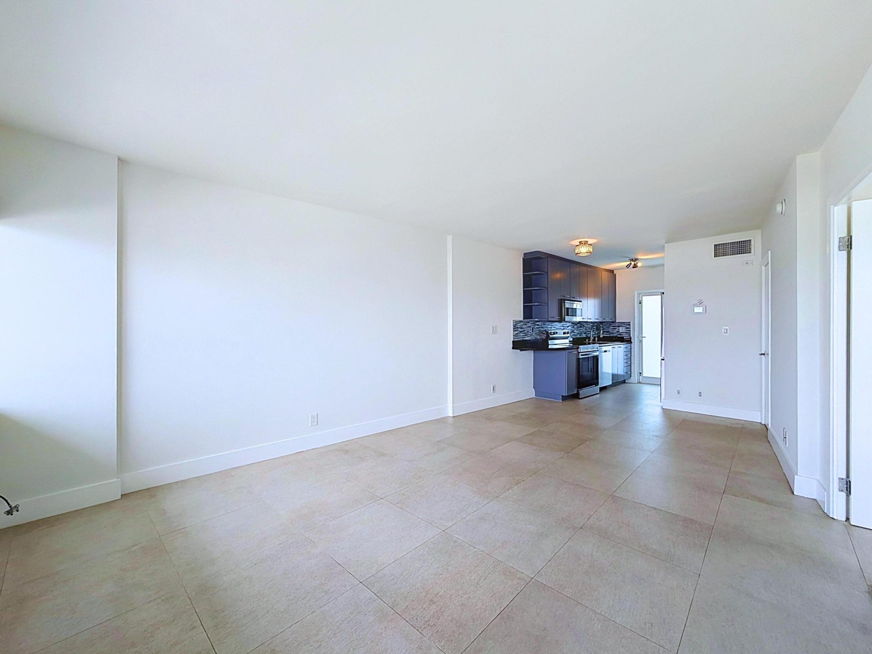 3250 NE 28th Street 809