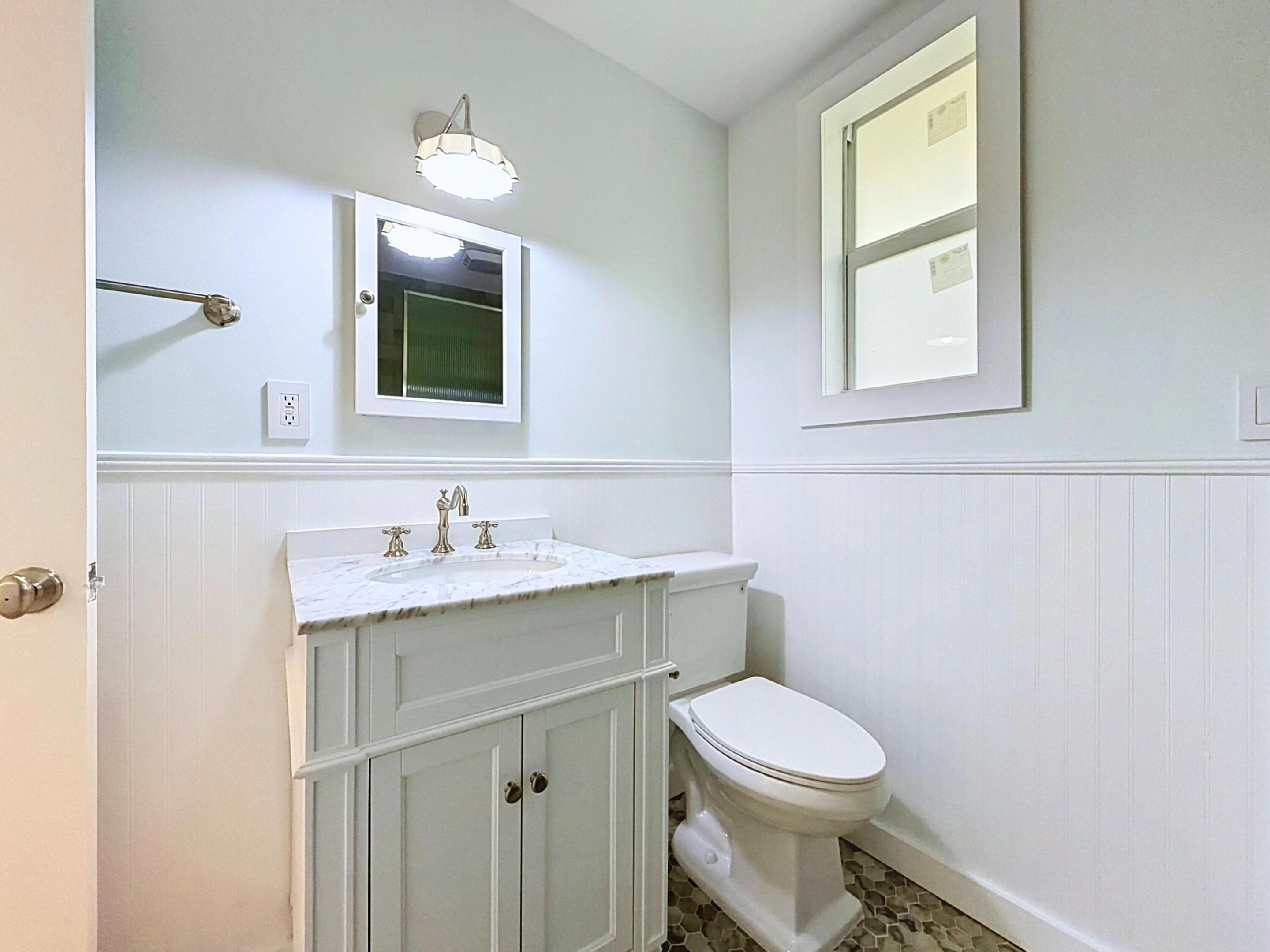 224 N OCEAN BREEZE