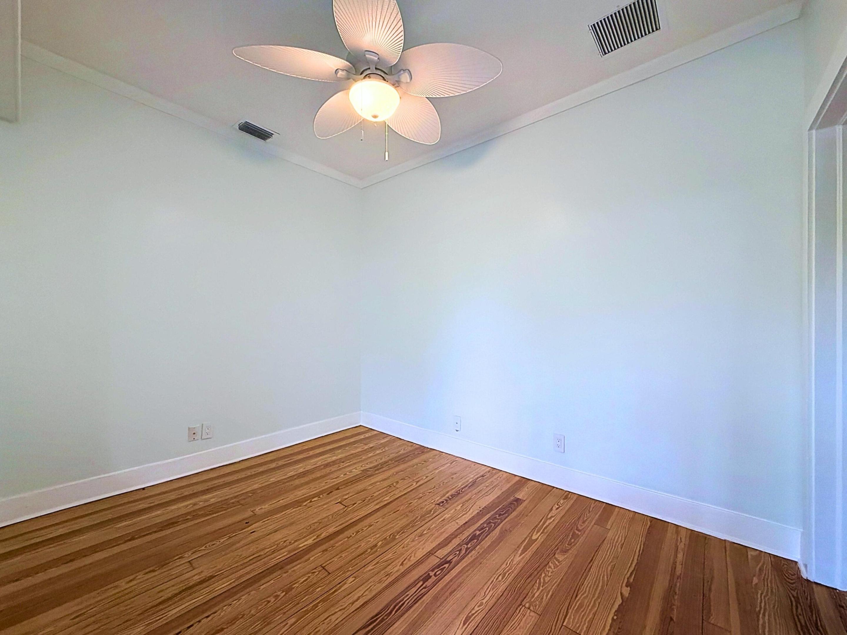 224 N OCEAN BREEZE