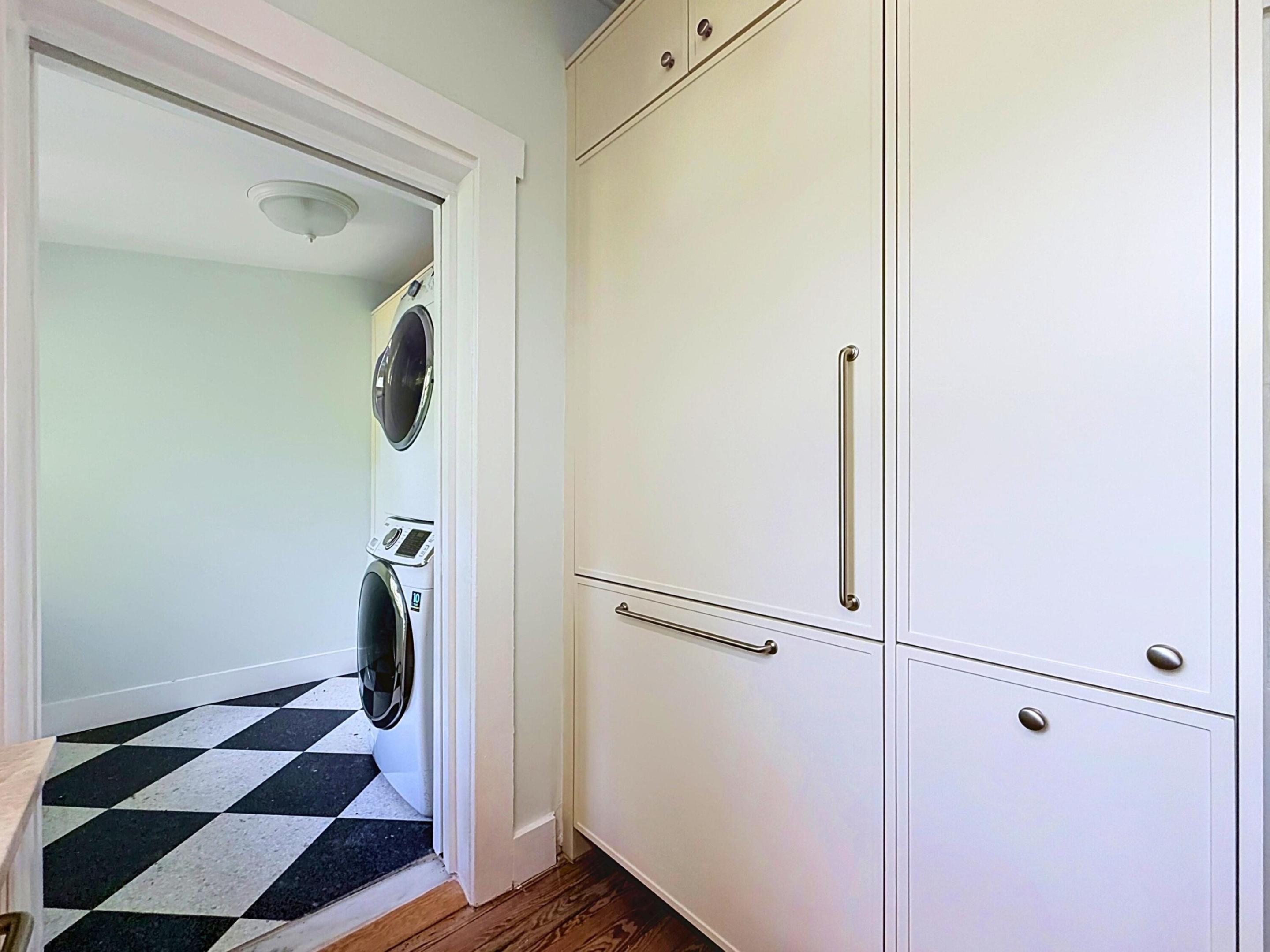 224 N OCEAN BREEZE