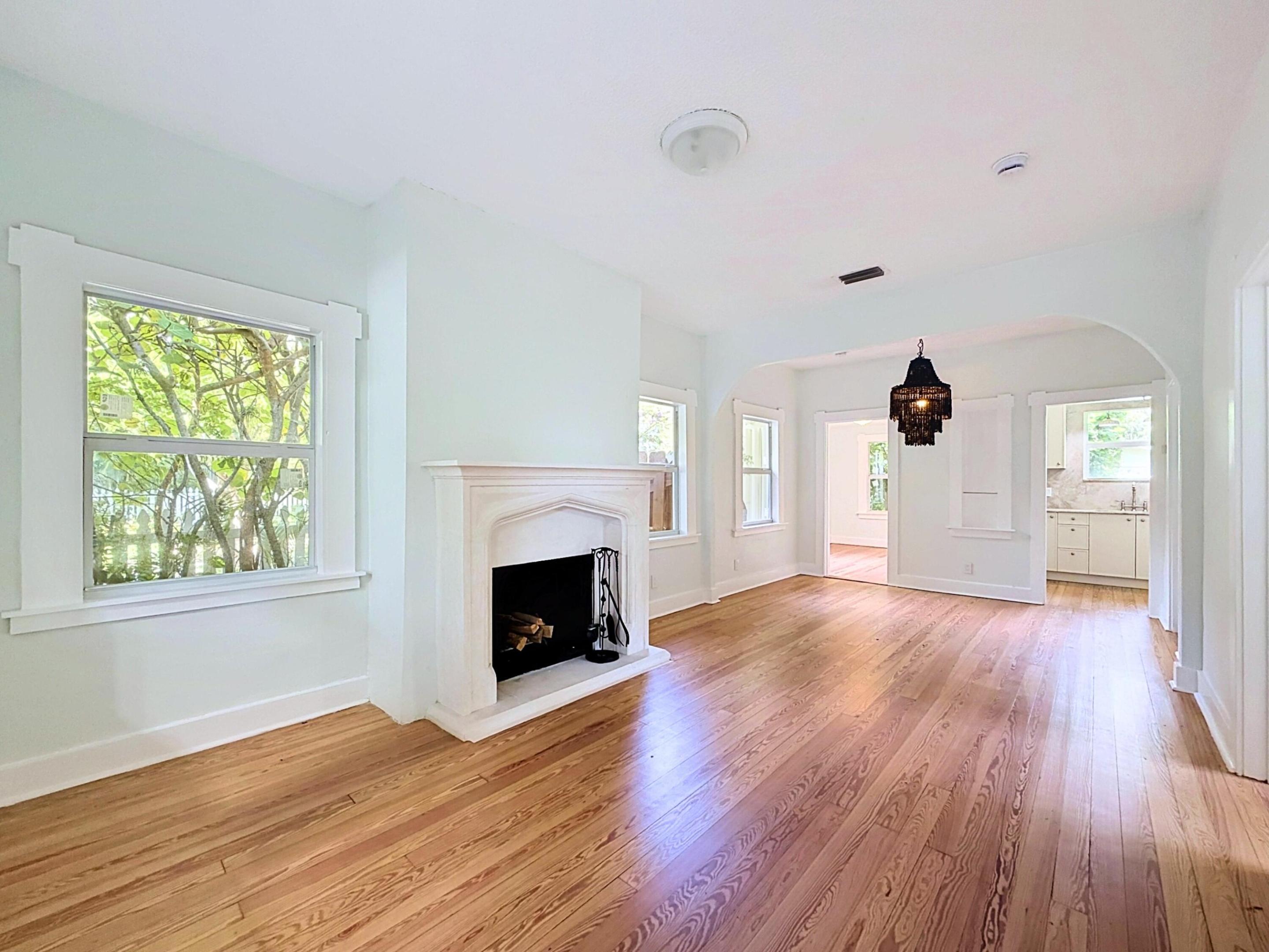224 N OCEAN BREEZE
