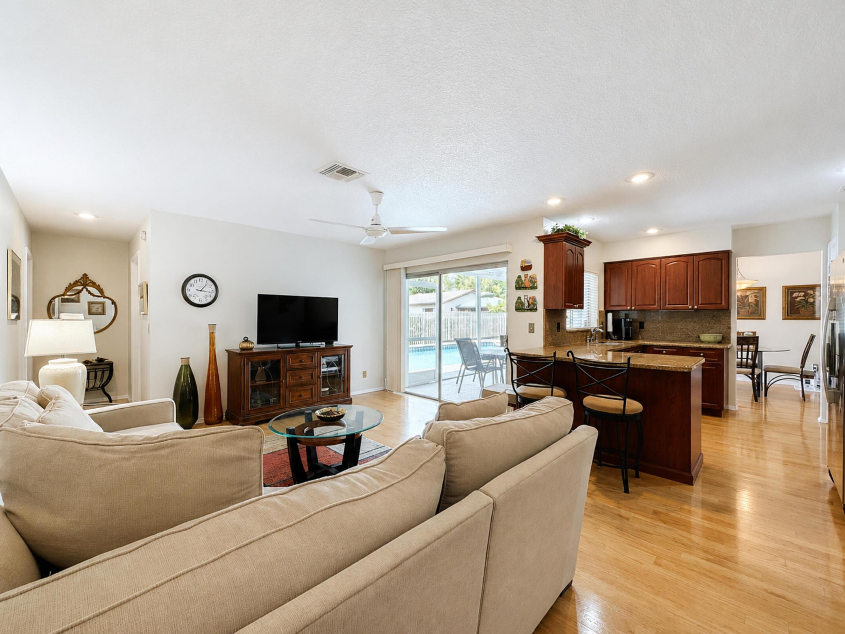 2602 NW 98TH Terrace