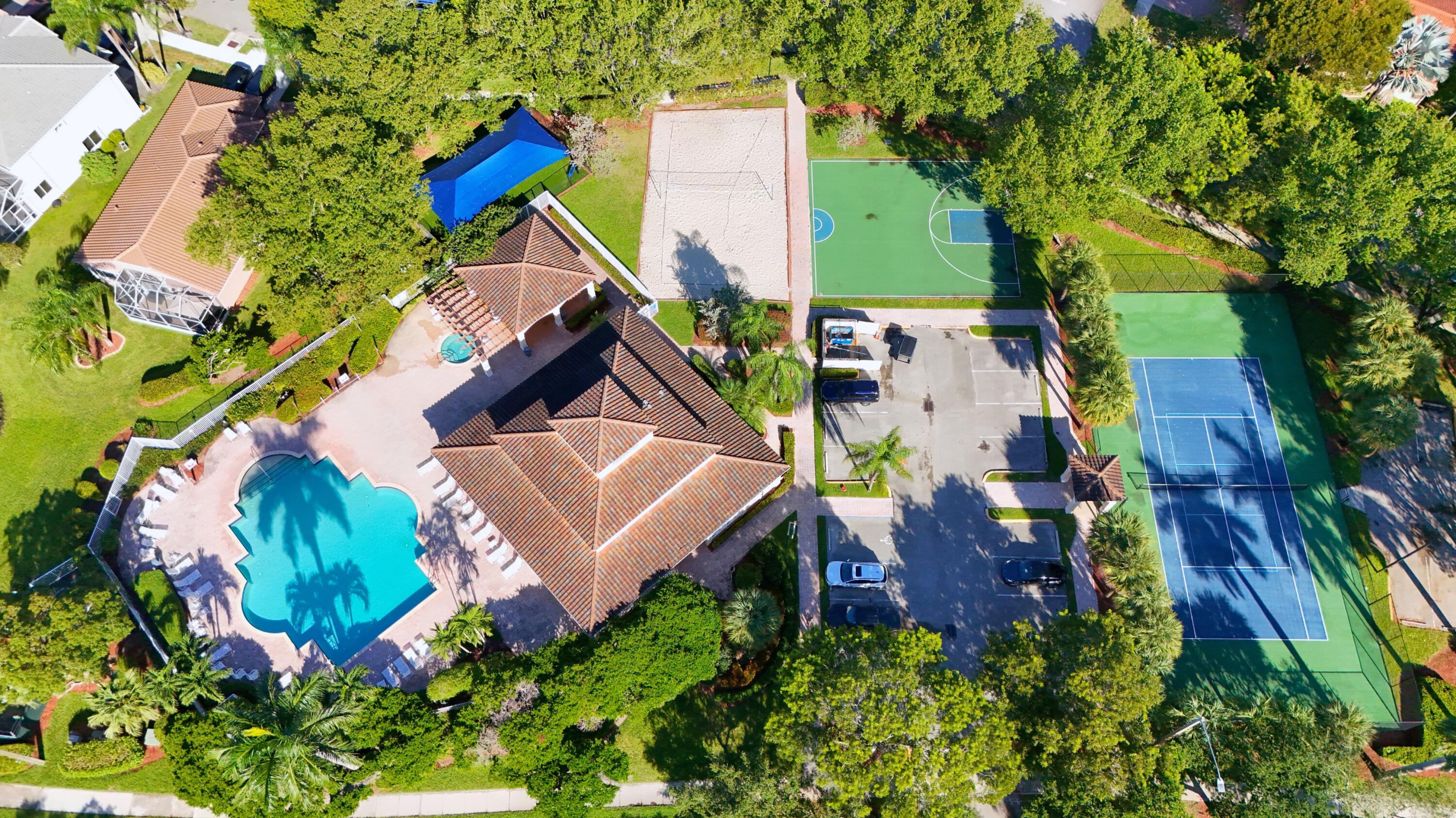 5208 EAGLE CAY Place