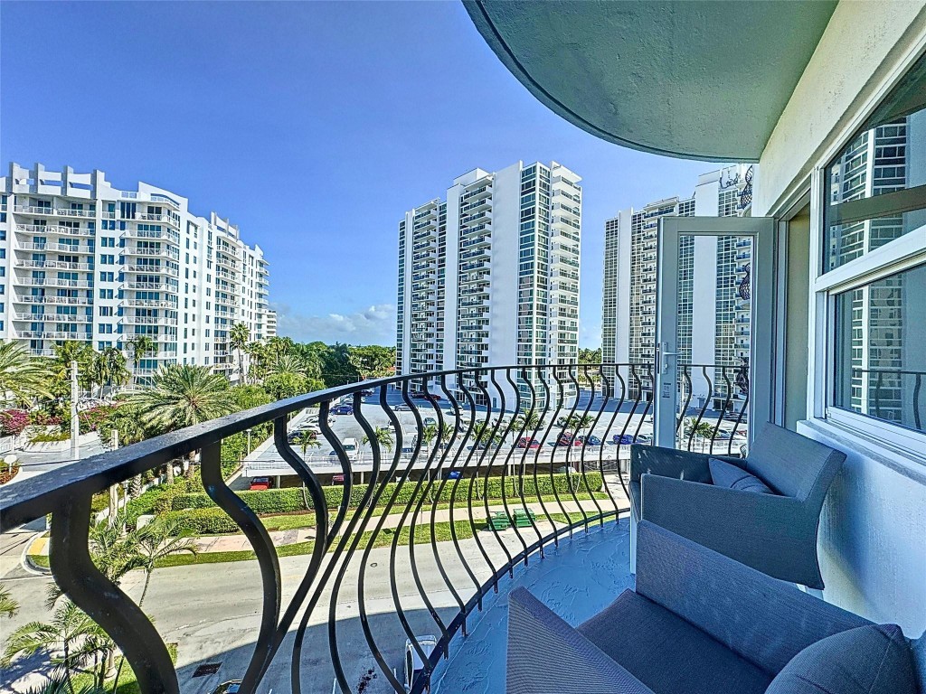 3250 NE 28th Street Unit: 604