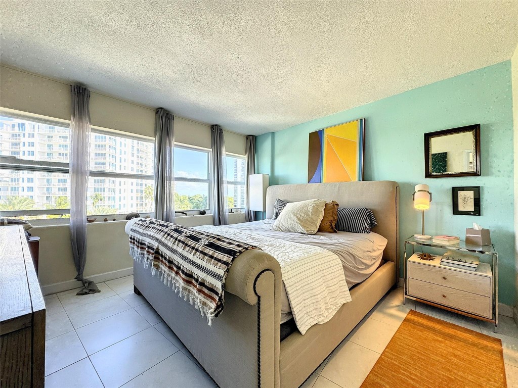 3250 NE 28th Street Unit: 604