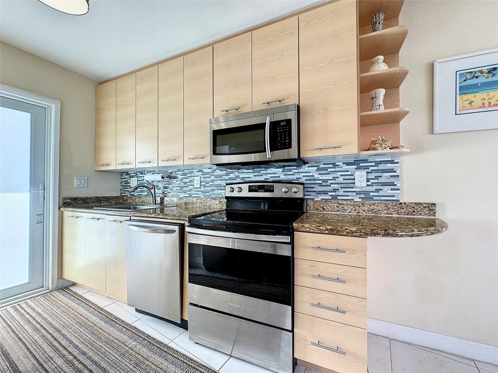 3250 NE 28th Street Unit: 604